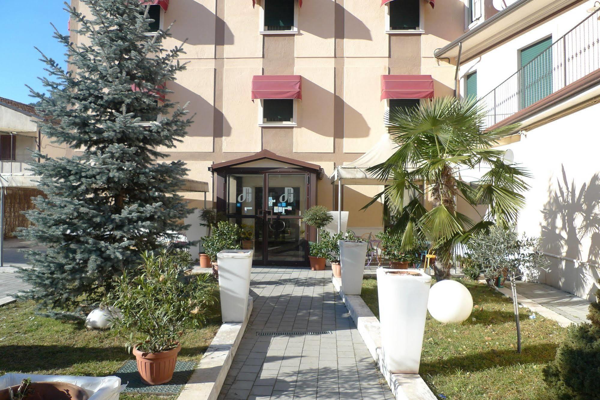 Hotel De Meis Capistrello 외부 사진