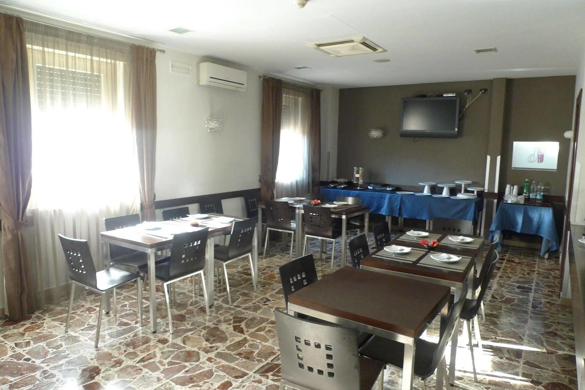 Hotel De Meis Capistrello 외부 사진